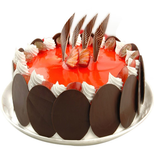 Strawberry Cake Chocoround.jpg